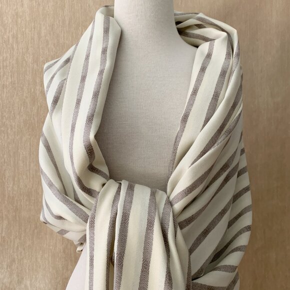 Pure Wool Taupe Cream Stripe Lightweight Sewing Fabric Remnant - Picture 7 of 12